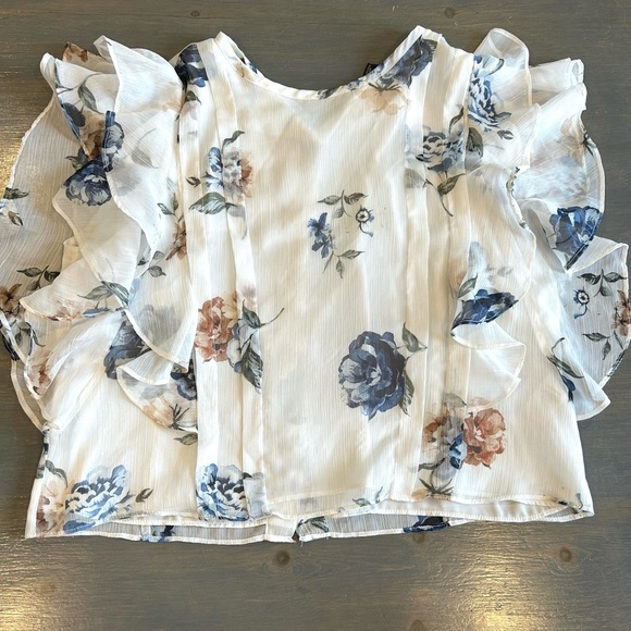RW&Co floral top - Picture 1 of 4